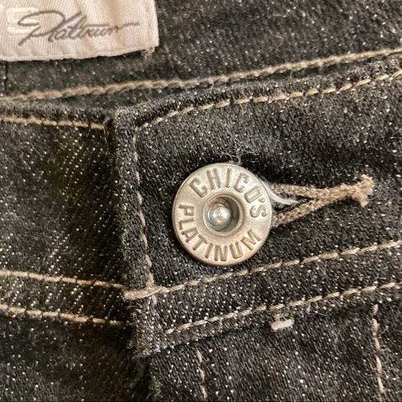 CHICO’S Sz 2 Quartz  WR Slightly Fuller Waist Very Dark Wash Straight Leg Pants - Picture 4 of 9